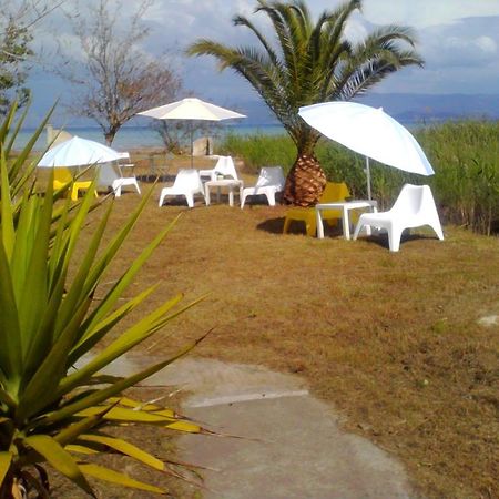 Virginia'S Beachfront Apartments Kavos Bagian luar foto