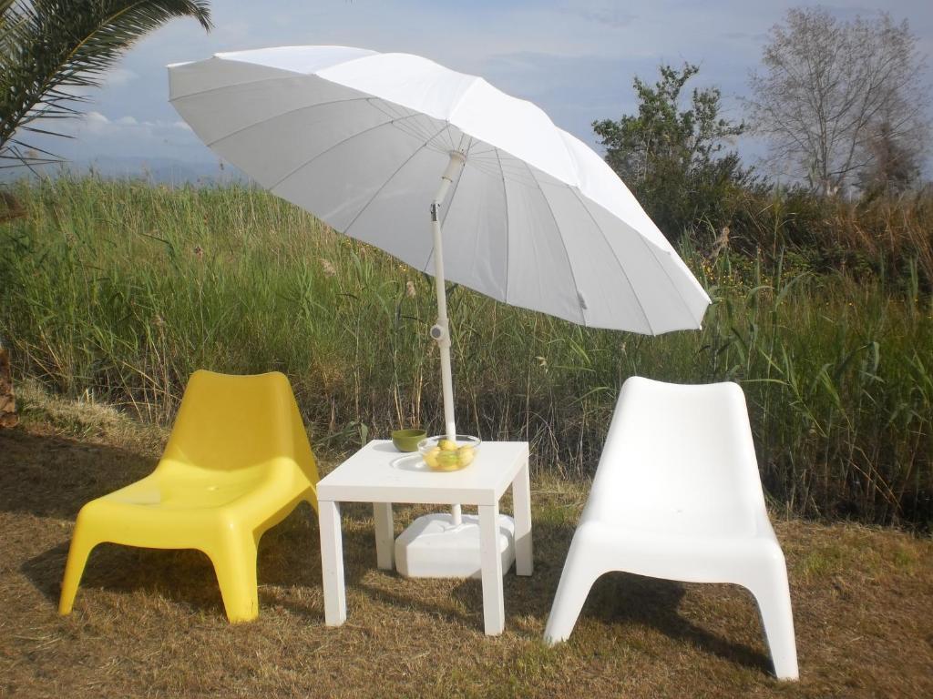 Virginia'S Beachfront Apartments Kavos Ruang foto