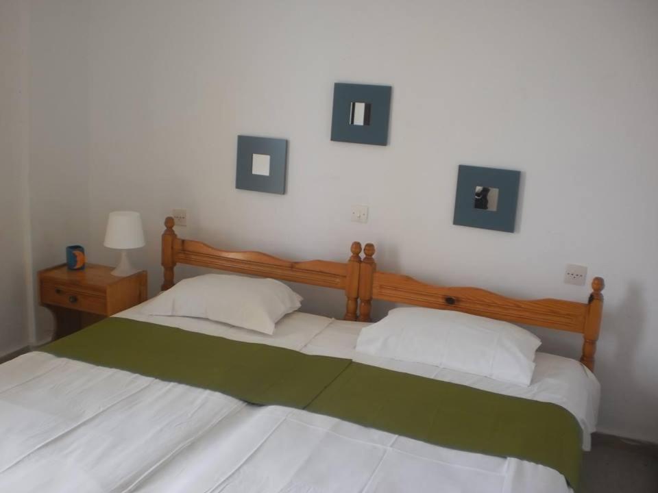 Virginia'S Beachfront Apartments Kavos Ruang foto