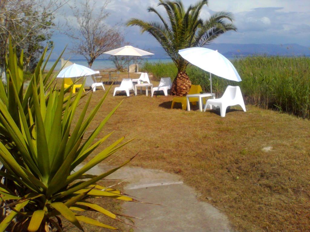 Virginia'S Beachfront Apartments Kavos Bagian luar foto